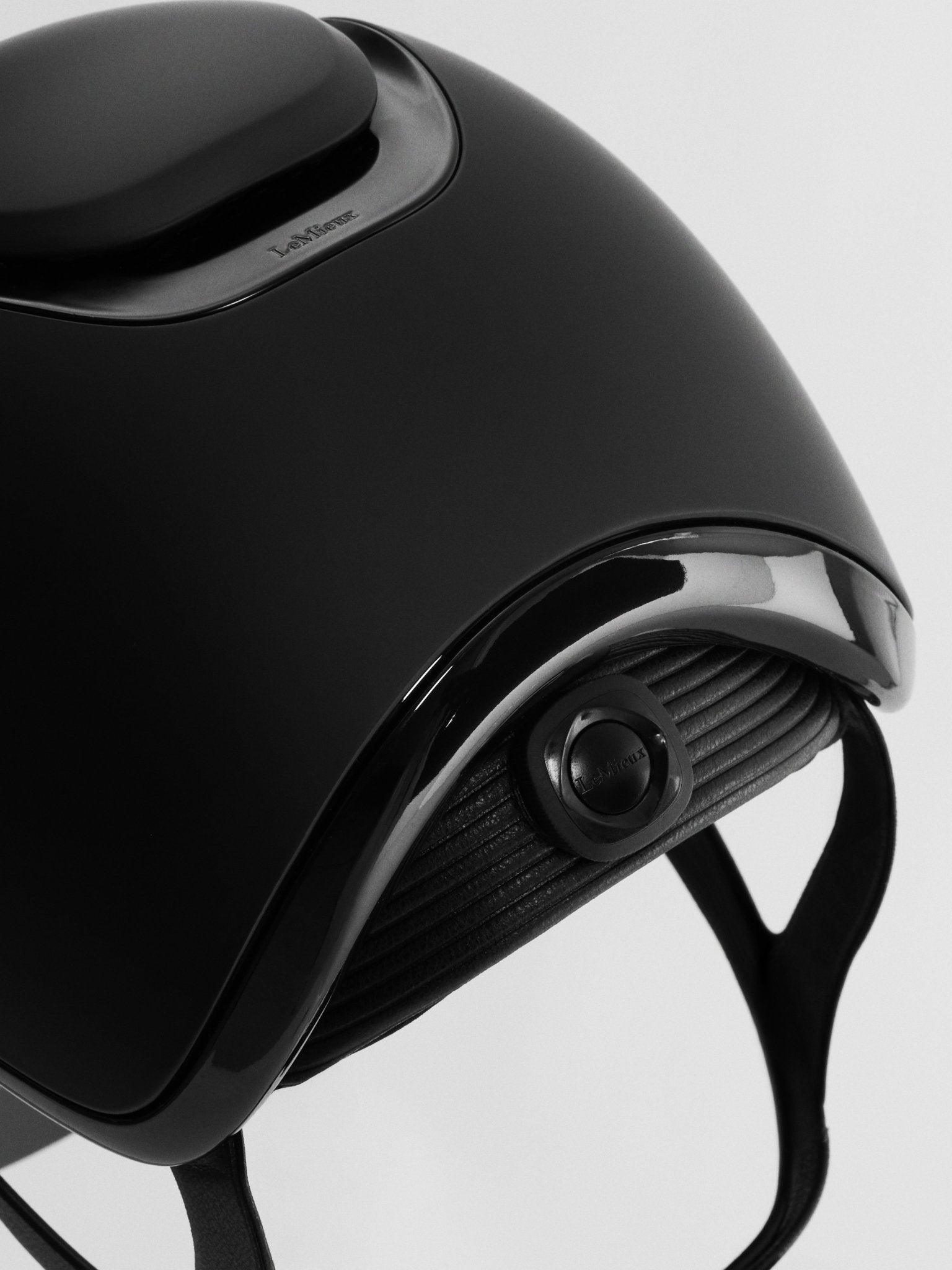 LeMieux Verv Competition Helmet Matte - Nags Essentials