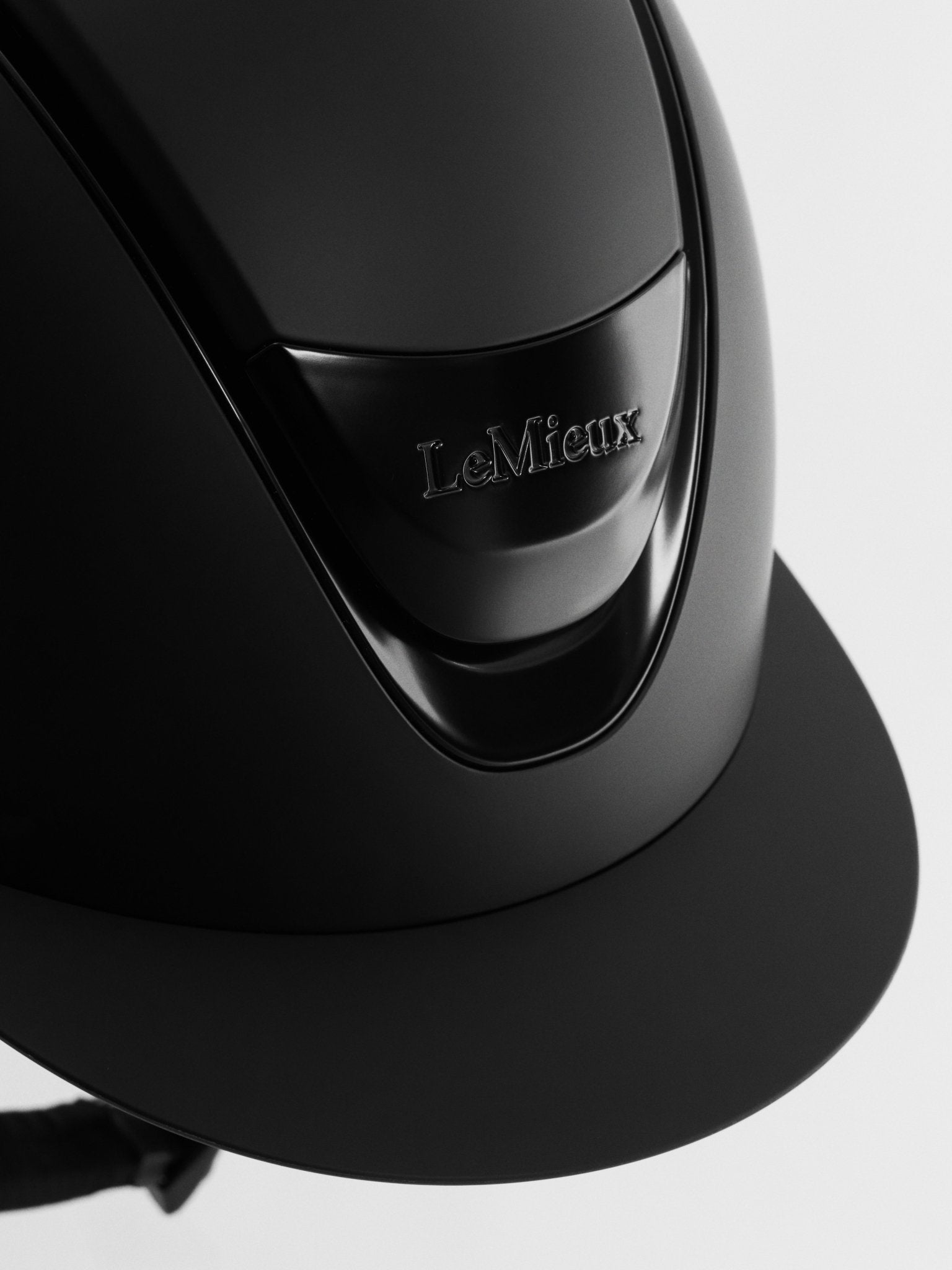 LeMieux Verv Competition Helmet Matte - Nags Essentials