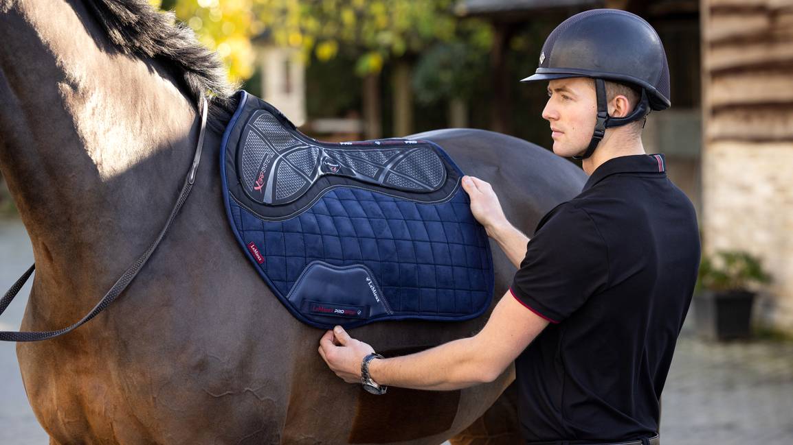 LeMieux X - Grip Silicone EuroJump Square - Nags Essentials