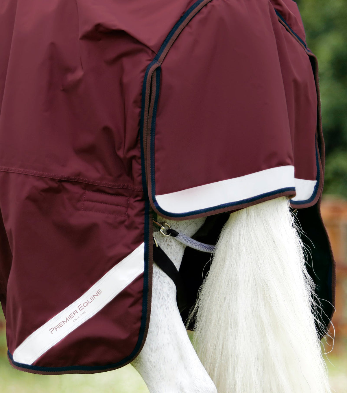 Premier Equine Buster 400g Turnout Rug with Snug-Fit Neck Cover - Nags Essentials