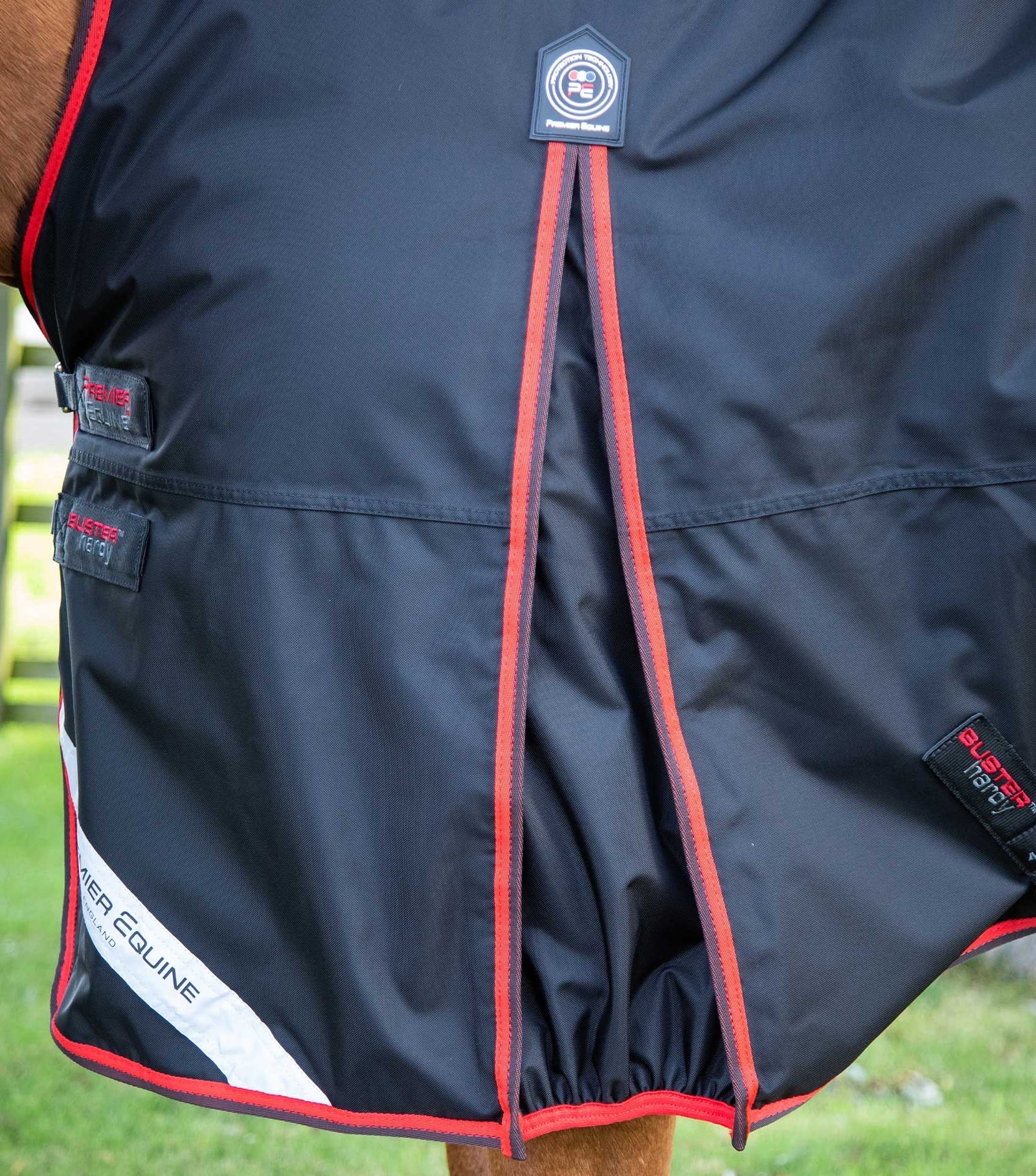 Premier Equine Buster Hardy 400g Half Neck Turnout Rug - Nags Essentials