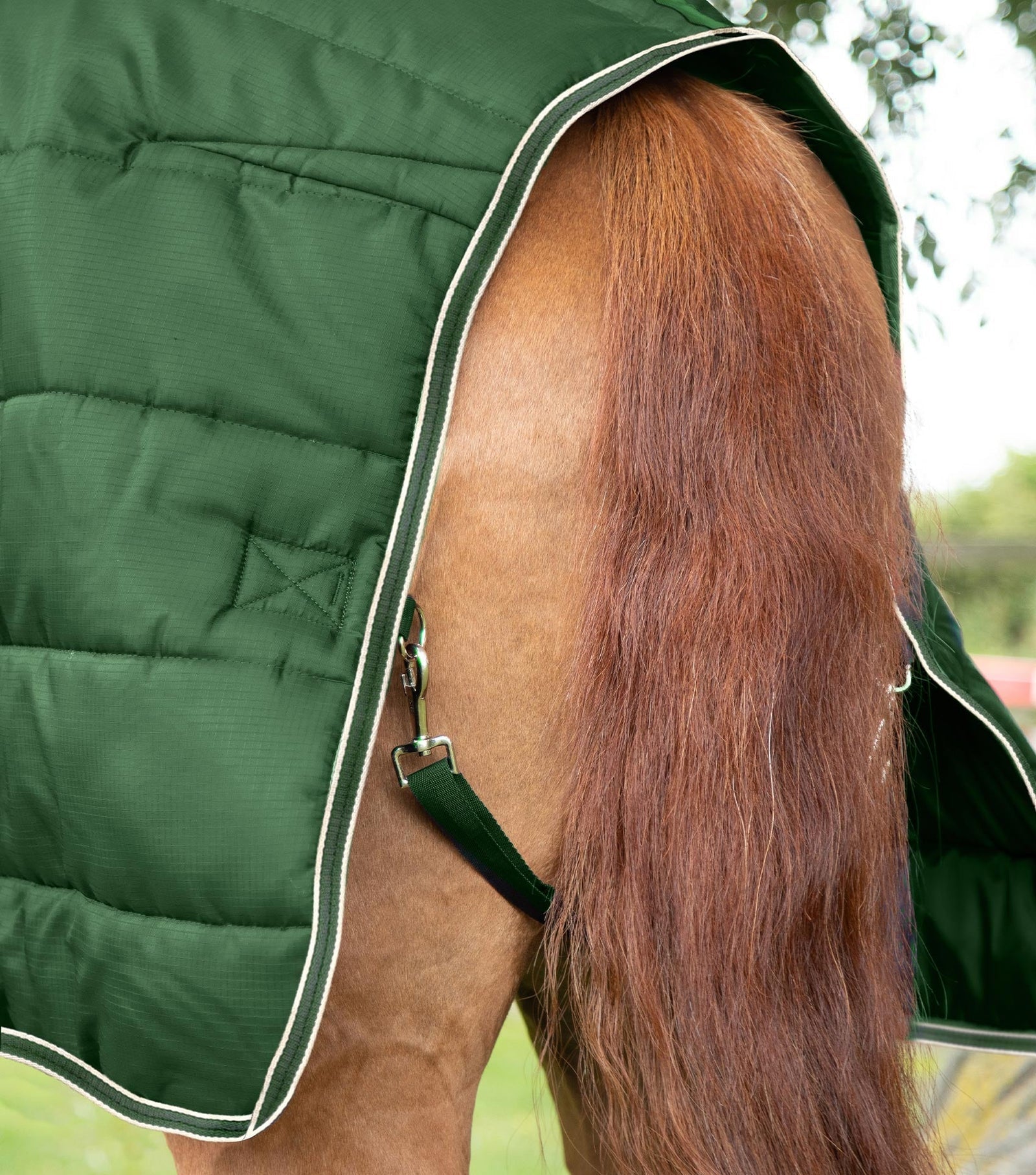 Premier Equine Garissa Stable Rug 100g - Nags Essentials