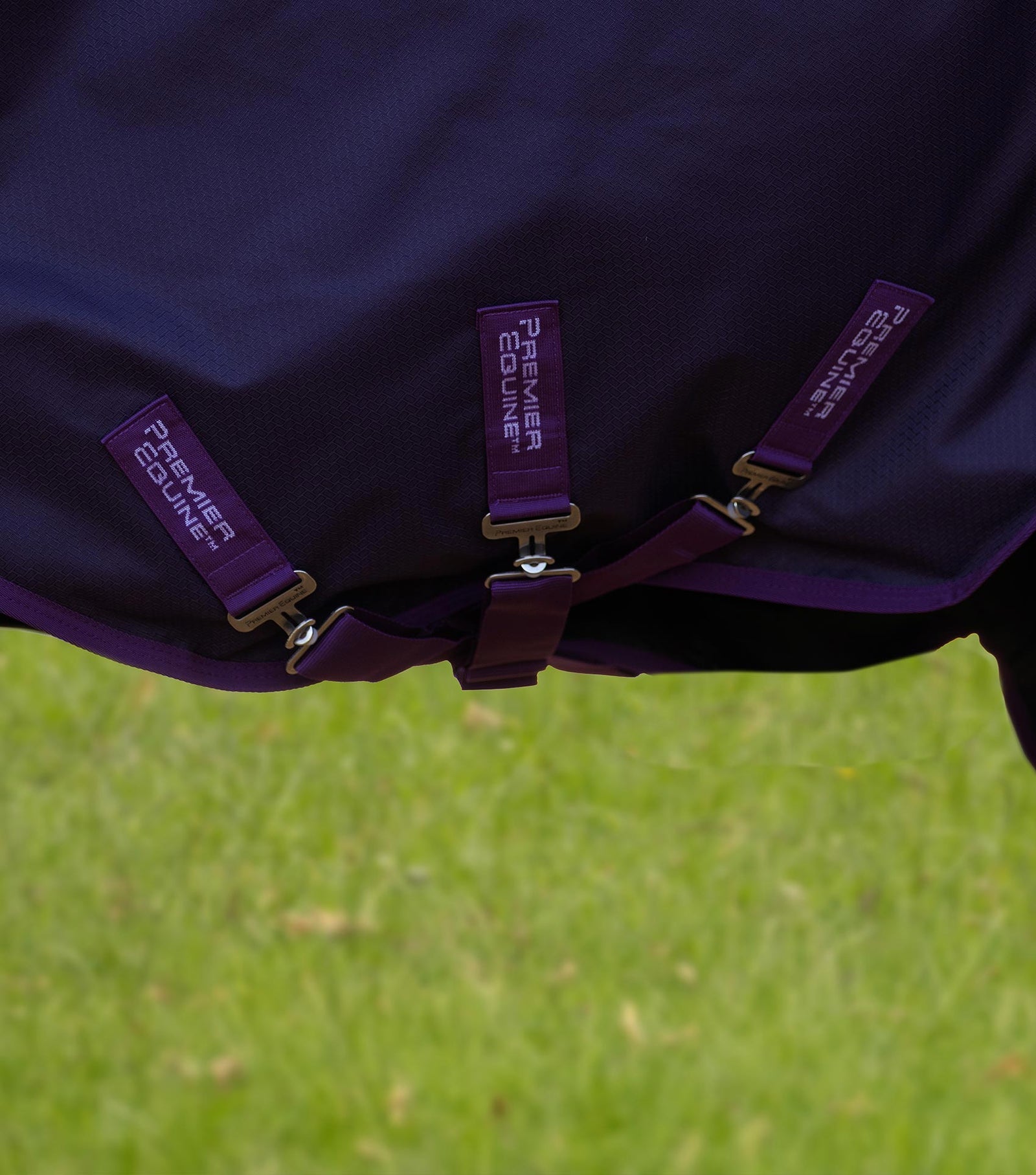 Premier Equine Stratus 600D Series 0g Turnout Rug with Classic Neck Cover - Nags Essentials
