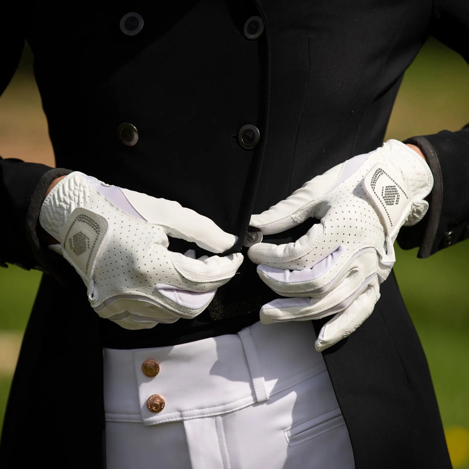 Samshield V - Skin Swarovski Gloves White/Silver - Nags Essentials
