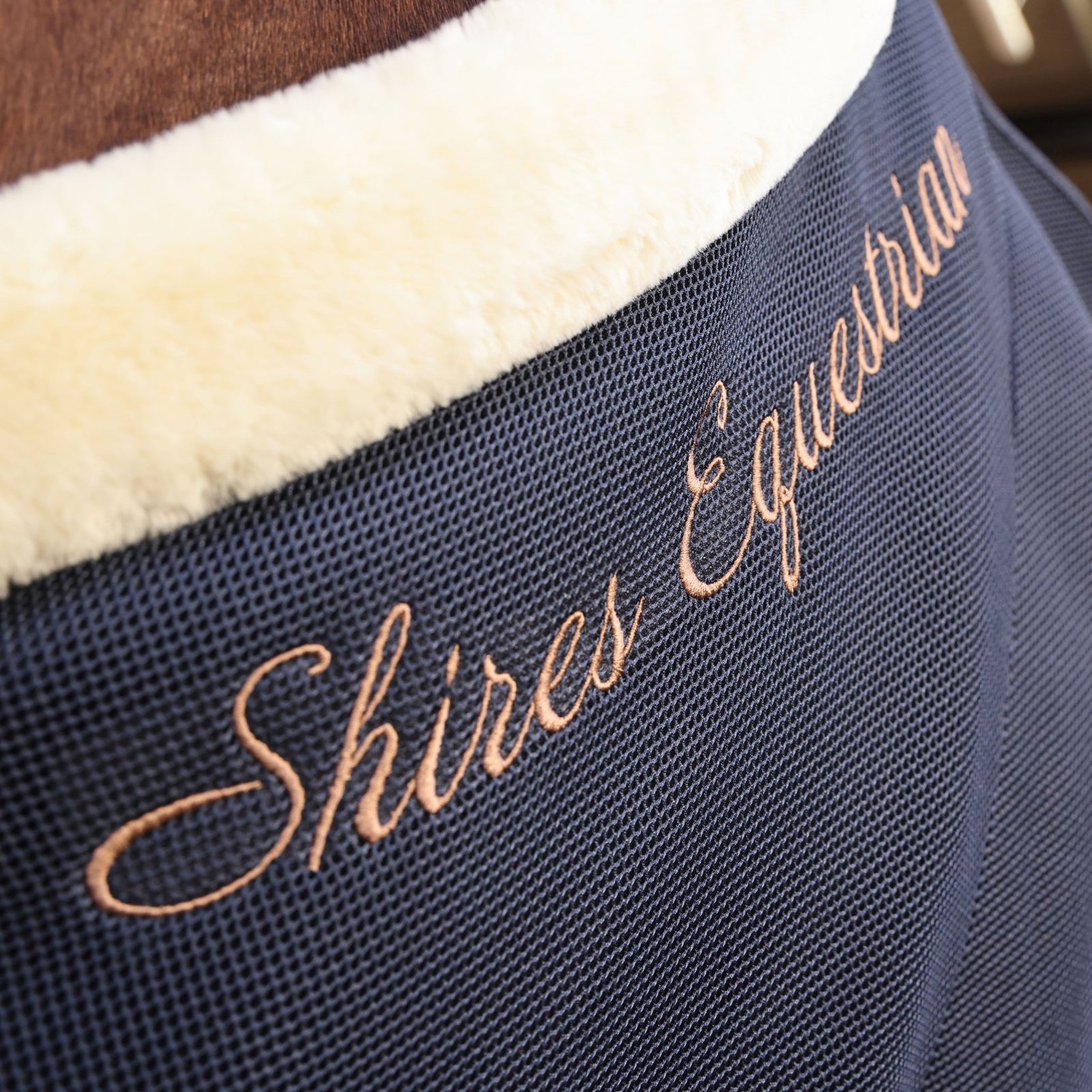 Shires Deluxe Air Motion Cooler - Navy - Nags Essentials