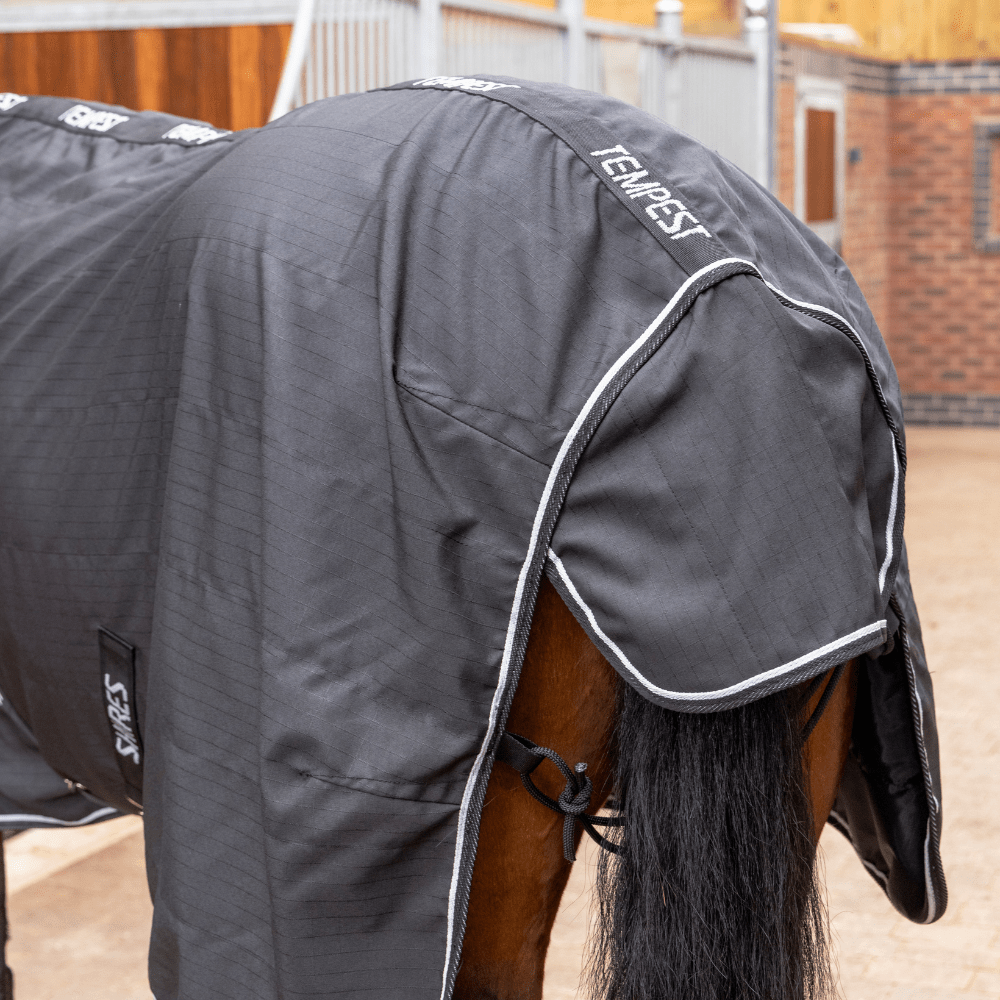 Tempest Lite Combo Stable Rug - Black - Nags Essentials