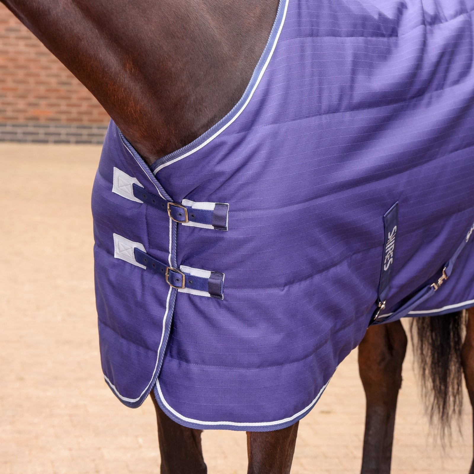 Tempest Original 100 Stable Rug - Navy - Nags Essentials