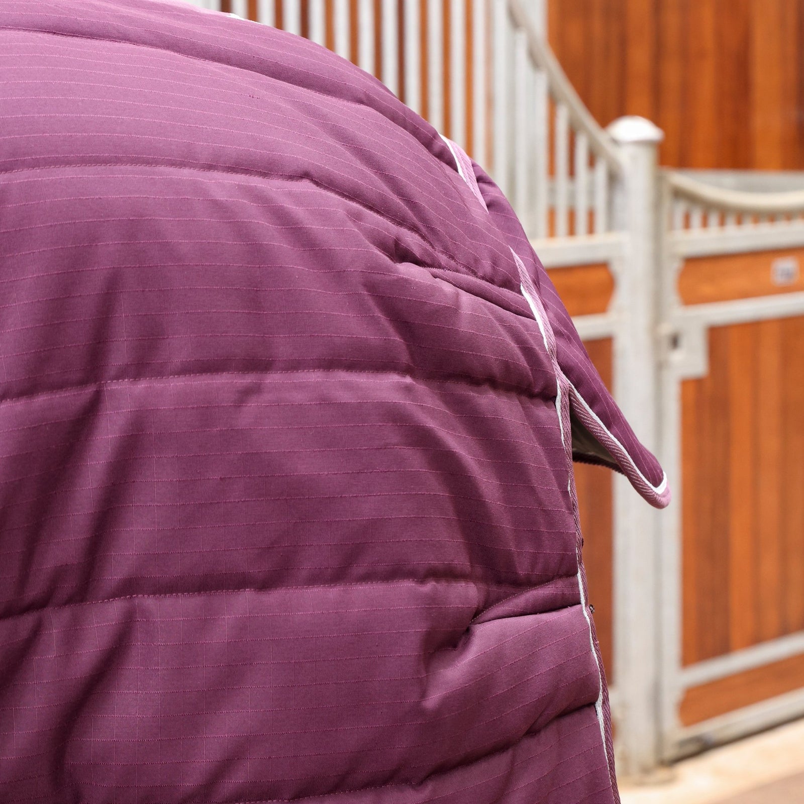 Tempest Original 300 Combo Stable Rug - Nags Essentials