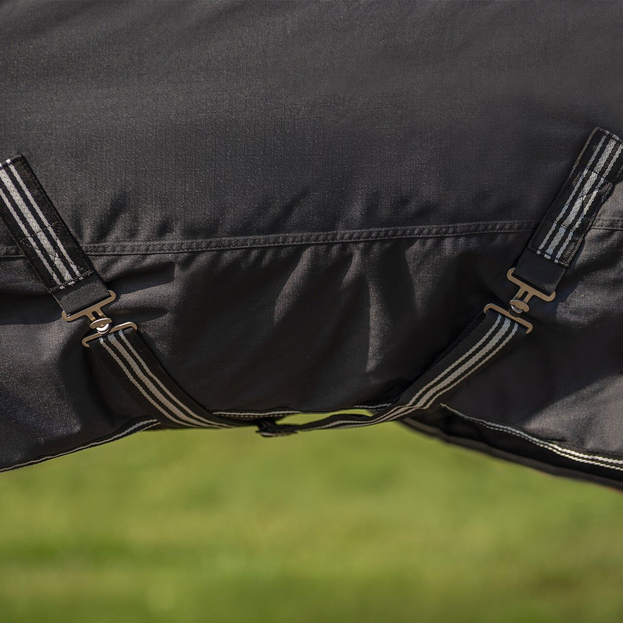 Turnout Rug Big Neck 150g - Nags Essentials