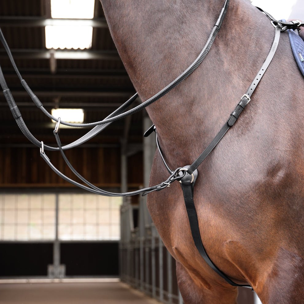 Velociti GARA Hunt Weight Breastplate - Nags Essentials