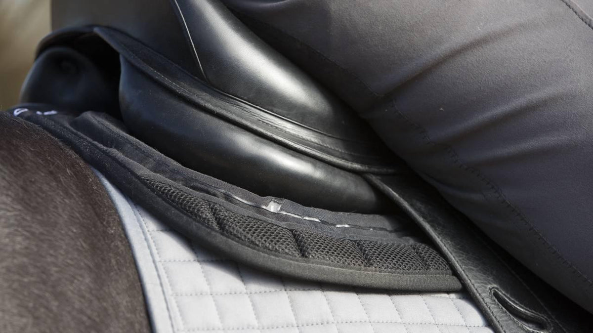 LeMieux X-Grip Silicone Half Pad - Black